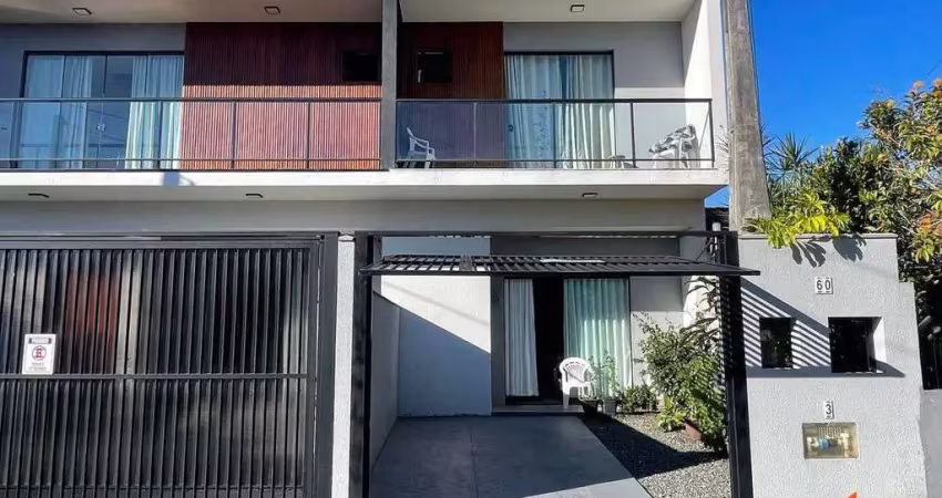Casa com 2 quartos à venda na Rua Arthur Quandt, 60, Saguaçu, Joinville