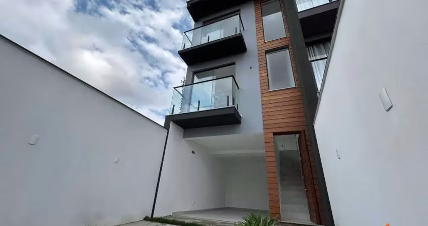 Casa com 2 quartos à venda na Rua Walfrido Cardoso dos Santos, 60, Santa Catarina, Joinville