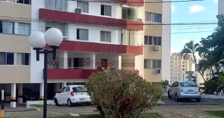 Oportunidade, apartamento de 3/4 com dependência no costa azul