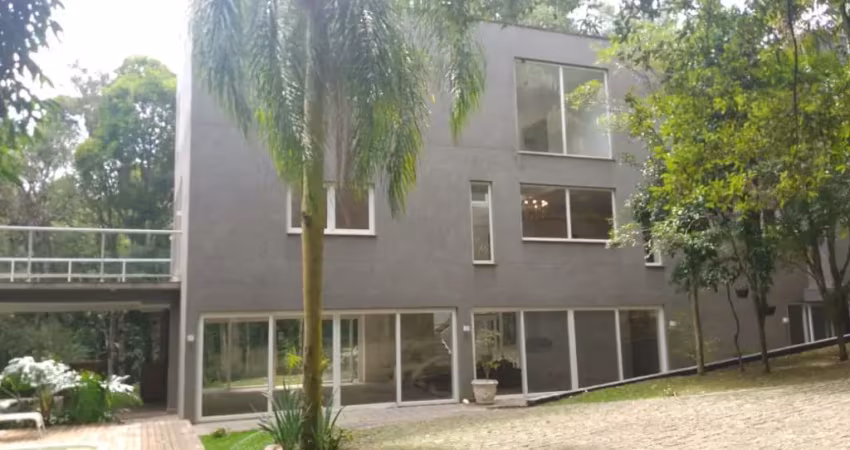 Casa de campo e com  uma vista espetacular, condomínio fechado