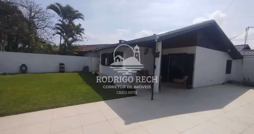 Casa à venda no condomínio village canoas faixa mar no balneário de canoas