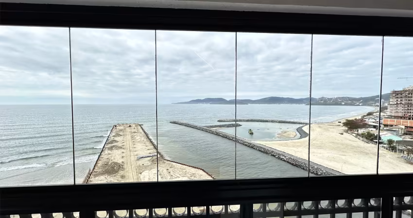 Apartamento frente mar - na frente do píer - região mais procurada no momento