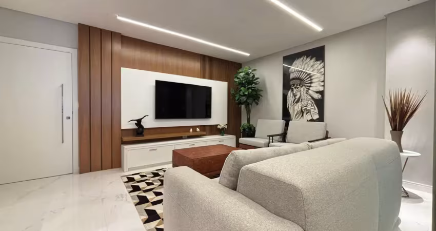 Apartamento com 3 quartos à venda na Rua 254, 401, Meia Praia, Itapema