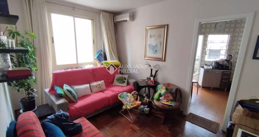 Apartamento com 2 quartos à venda na Avenida Borges de Medeiros, 855, Centro Histórico, Porto Alegre