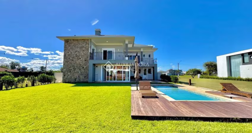Casa em condomínio fechado com 4 quartos à venda na Estrada Do Conde, 1100, Sans Souci, Eldorado do Sul