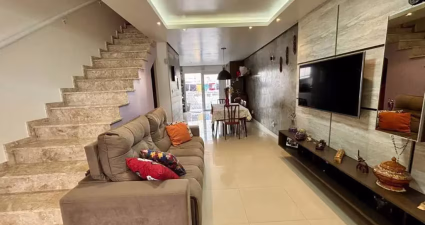 Casa com 2 quartos à venda na Rua Doutor Cláudio Walter Ferreira da Silva, 32, Guarujá, Porto Alegre