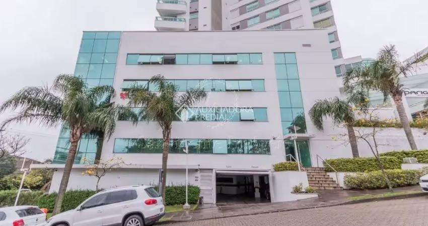 Sala comercial à venda na Rua Valdir Antônio Lopes, 0221, Três Figueiras, Porto Alegre