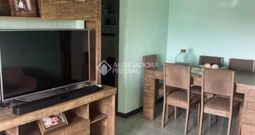 Apartamento com 2 quartos à venda na Rua Professor João de Souza Ribeiro, 995, Humaitá, Porto Alegre