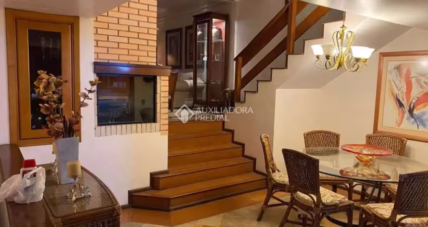 Casa com 4 quartos à venda na Rua Doutor Barbosa Gonçalves, 494, Chácara das Pedras, Porto Alegre