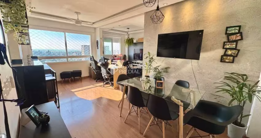 Apartamento com 3 quartos à venda na Rua Sapê, 1020, Passo da Areia, Porto Alegre
