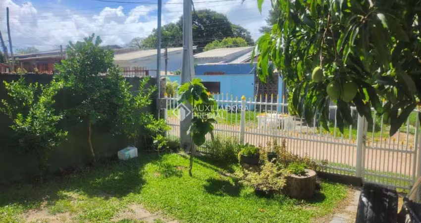 Casa com 3 quartos à venda na Rua Albertina Paz, 219, Restinga, Porto Alegre
