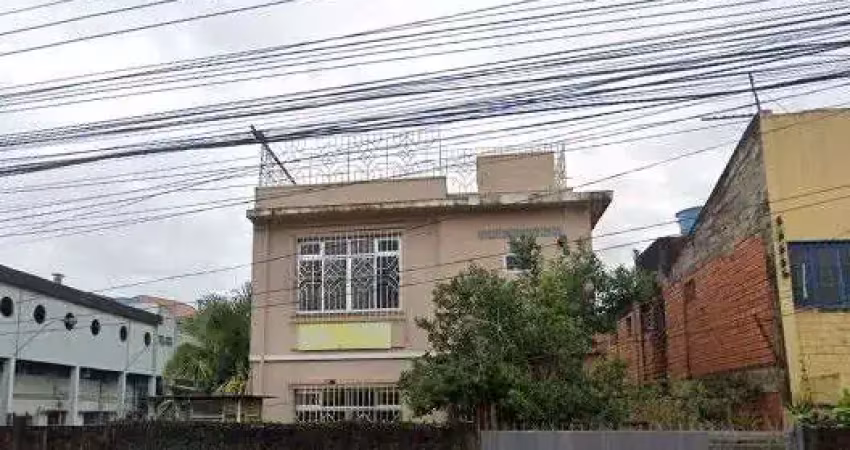 Casa com 3 quartos à venda na Avenida Berlim, 168, São Geraldo, Porto Alegre