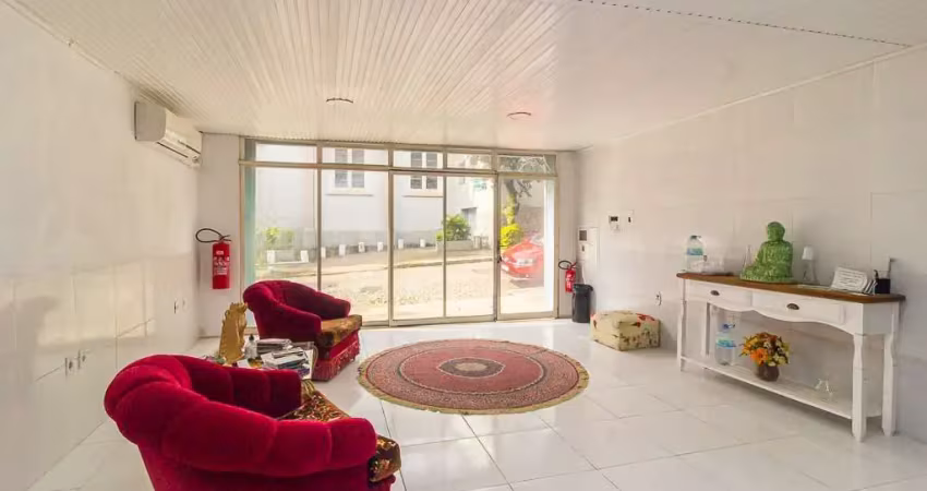 Casa comercial à venda na Travessa Carmem, 41, Floresta, Porto Alegre