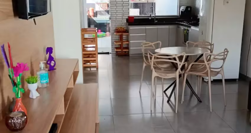 Casa com 3 quartos à venda na Cidade Nova, Araguari 