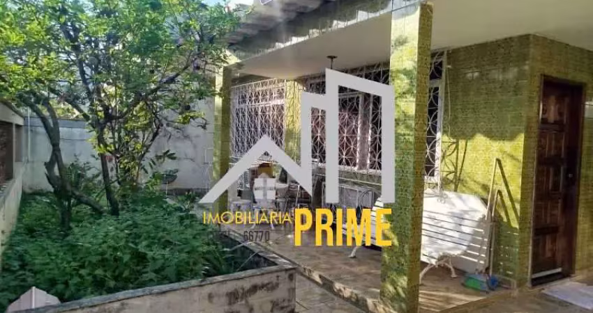 Casa com 3 quartos à venda na Rua Mata Grande, Vila Valqueire, Rio de Janeiro
