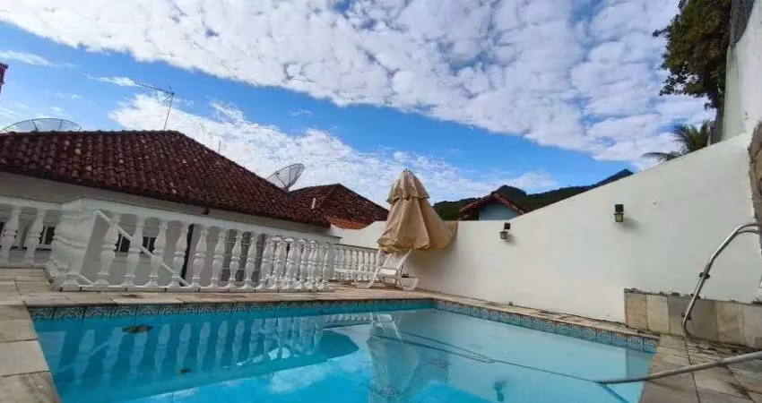 Casa espetacular à venda de 3 quartos com piscina na freguesia