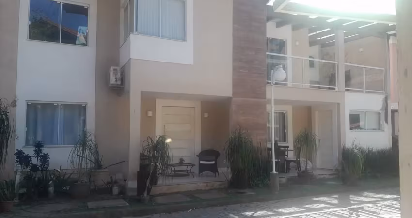 Casa em condomínio fechado com 3 quartos à venda na Rua Portugal, 245, Maria Paula, Niterói