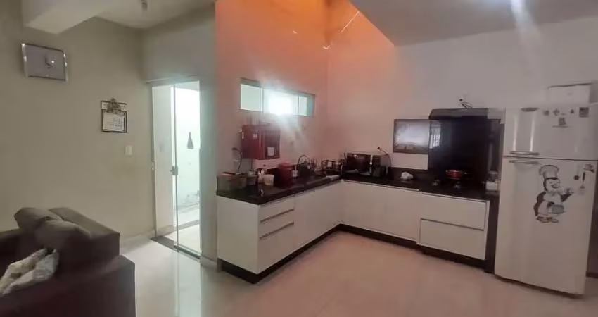 Casa com 2 quartos à venda na Rua da Barra, Centro, Salto