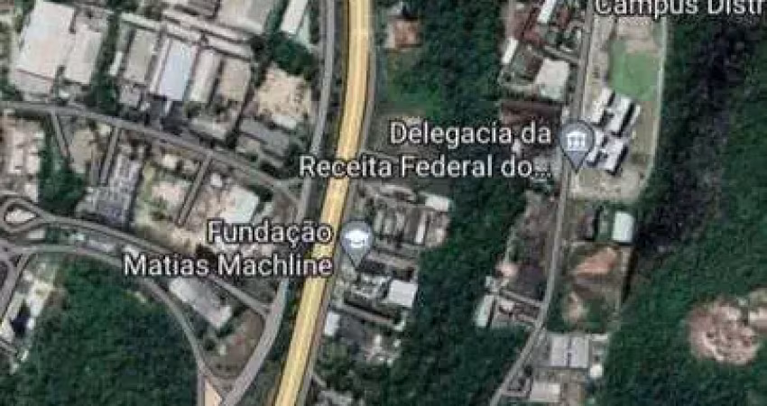 Terreno institucional no distrito - próximo a bola da suframa