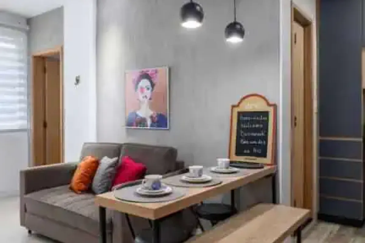 Apartamento com quarto na Rua Barata Ribeiro, Copacabana, Rio de