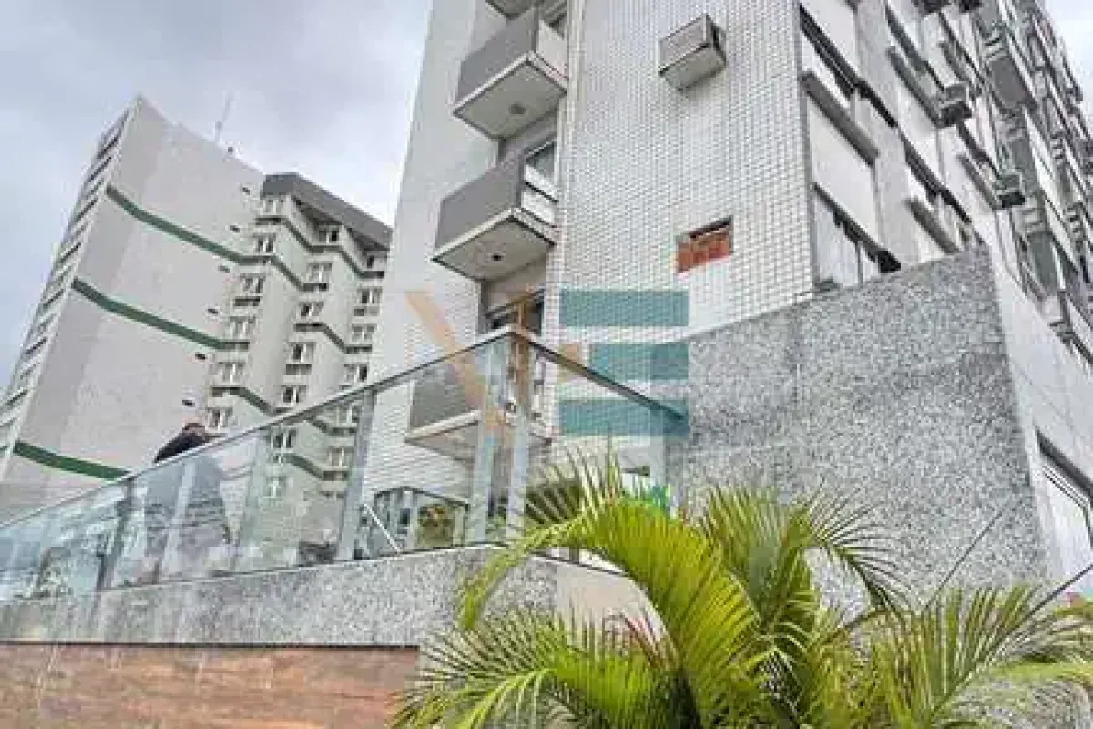 Apartamento com quartos na Avenida Doutor Antônio Gouveia, 1369